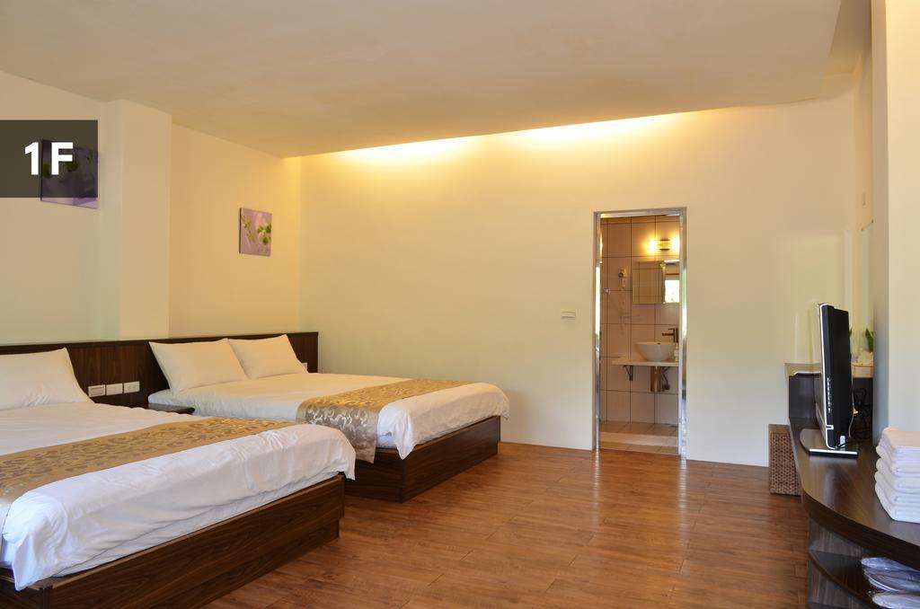 The Blue Lagoon B&B Fengbin Dış mekan fotoğraf